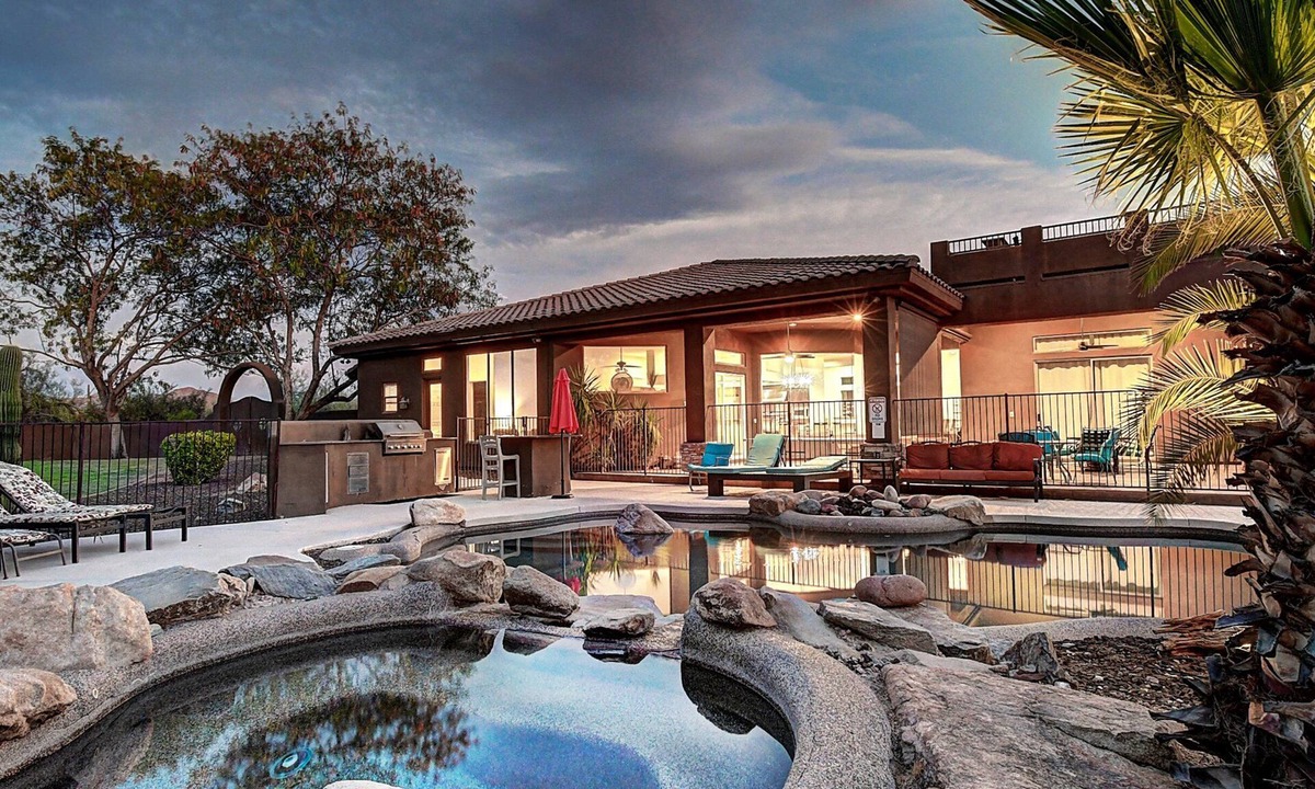Pinnacle Peak Villa | Custom Home! 2+ Acres True Indoor-outdoor Living!