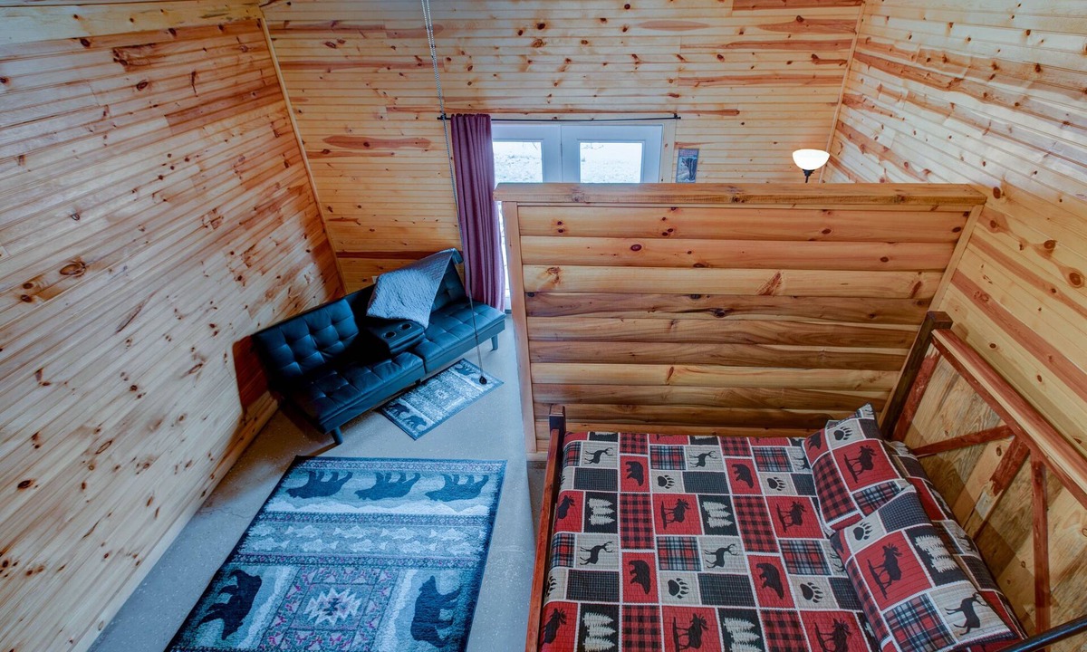 Pine Ridge Cabin | Cute Cabin in RRG Pet Friendly Hi Speed 🛜 Hikers