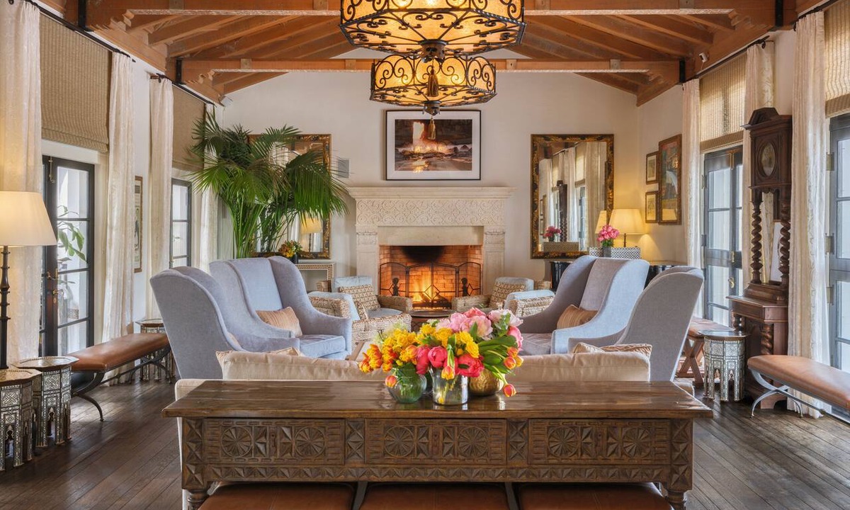 Golden Rectangle Hotel | Cypress Inn