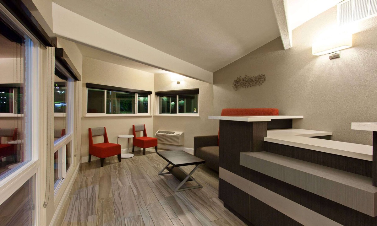 Chowchilla Hotel | Days Inn by Wyndham Chowchilla Gateway to Yosemite