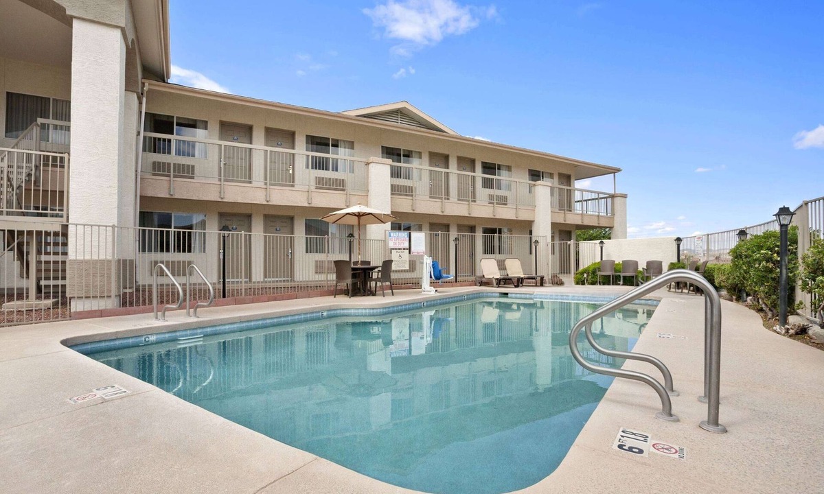 Globe Hotel | Days Inn by Wyndham Globe