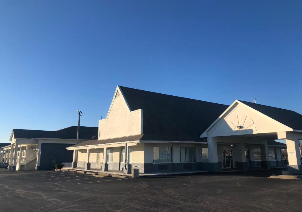 Indianapolis Hotel | Days Inn by Wyndham Indianapolis South