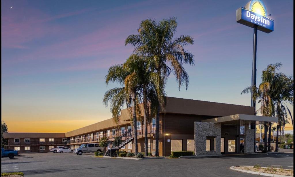 Merced Hotel | Days Inn Merced/Yosemite Area