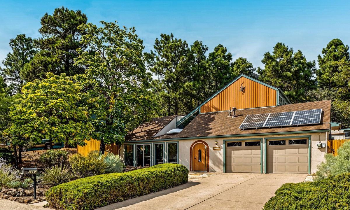 Swiss Manor House | Delightful, family friendly home with private hot tub & firepit - dogs welcome!
