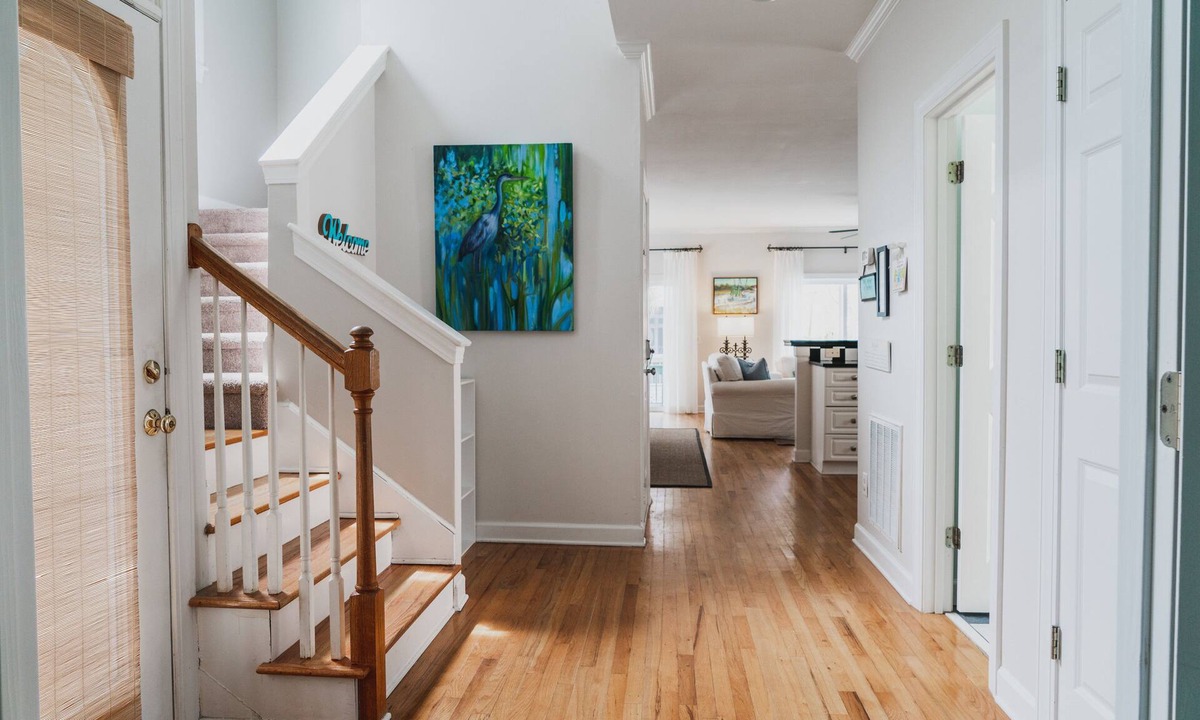 Isle of Palms House | Delightful Home with full Grand Pavilion Pool access - steps to the beach