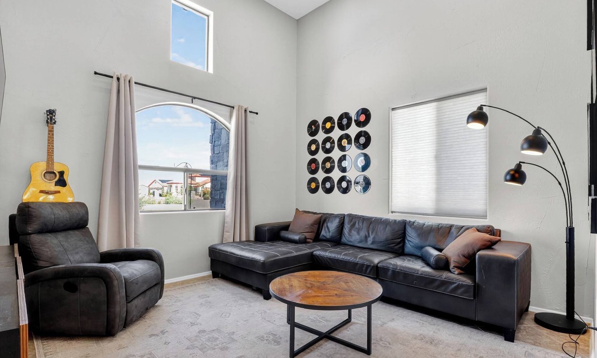 Goodyear House | Desert Luxe Retreat in Litchfield Park