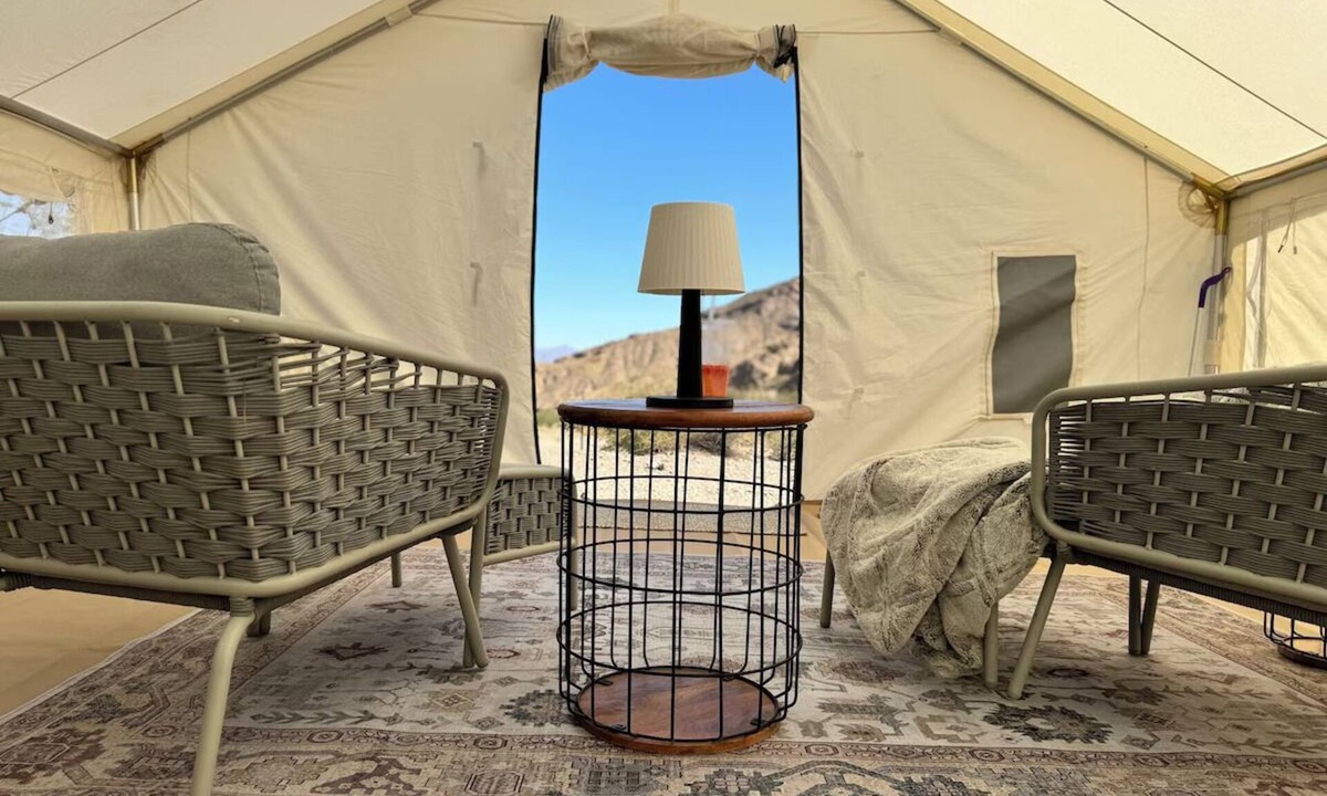 Nelson Apartment | Desert Oasis Grand Suite in Mojave Desert