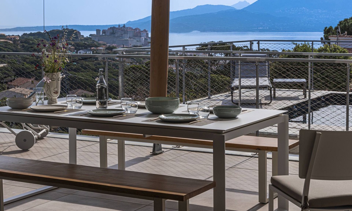 Calvi Villa | Designer Villa with Sea View in Calvi – Casa di sottu ★
