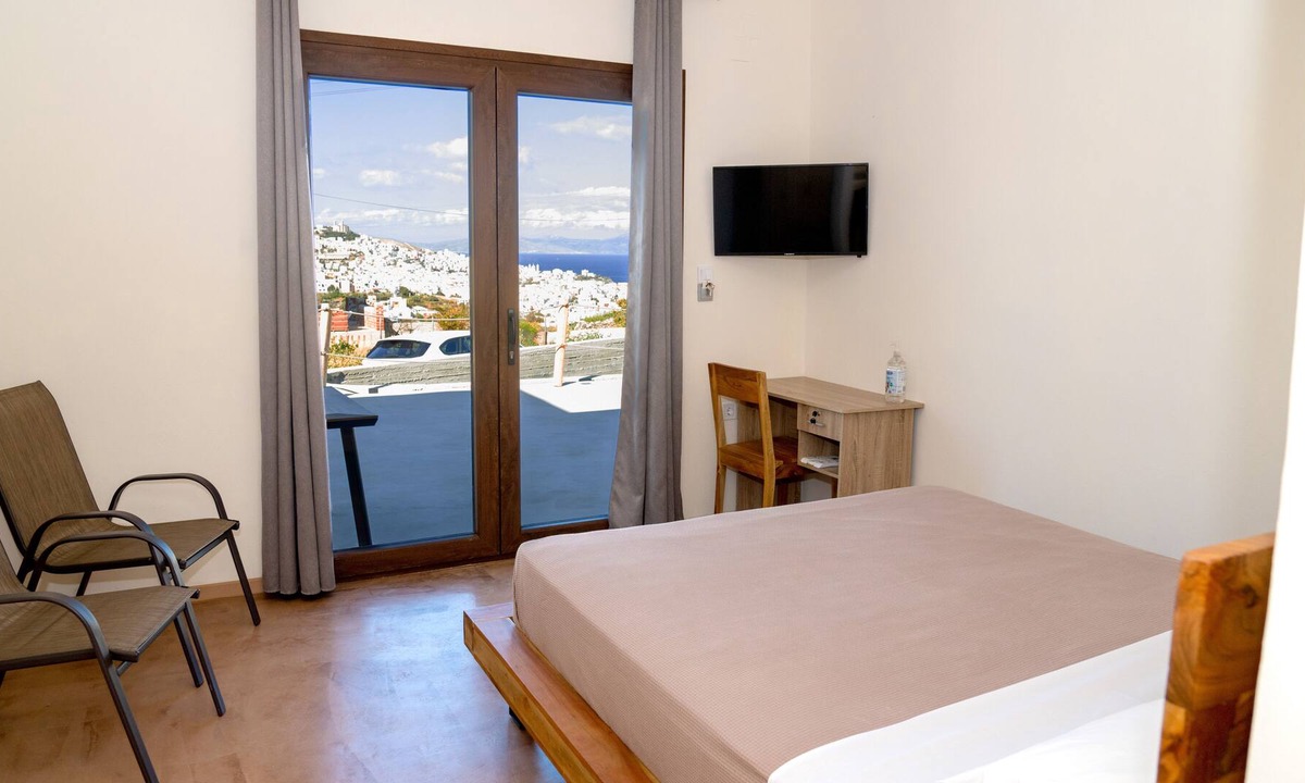 Syros House | Dipolis Luxury Apartments Syros