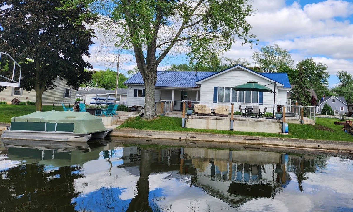 Wolcottville House | Dog-Friendly & Family-Ready Lakefront Home on Witmer Lake