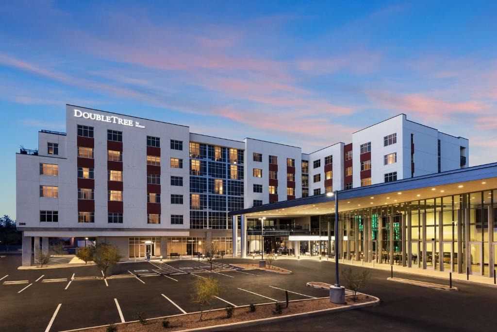 Downtown Tucson Hotel | Doubletree By Hilton Tucson Downtown Convention Center