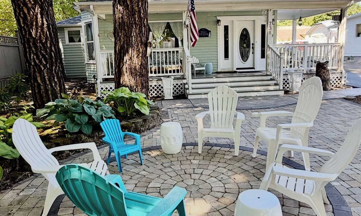 Coeur d'Alene House | Downtown Coeur d’ Alene Charmer- 7 Blocks To Beach!