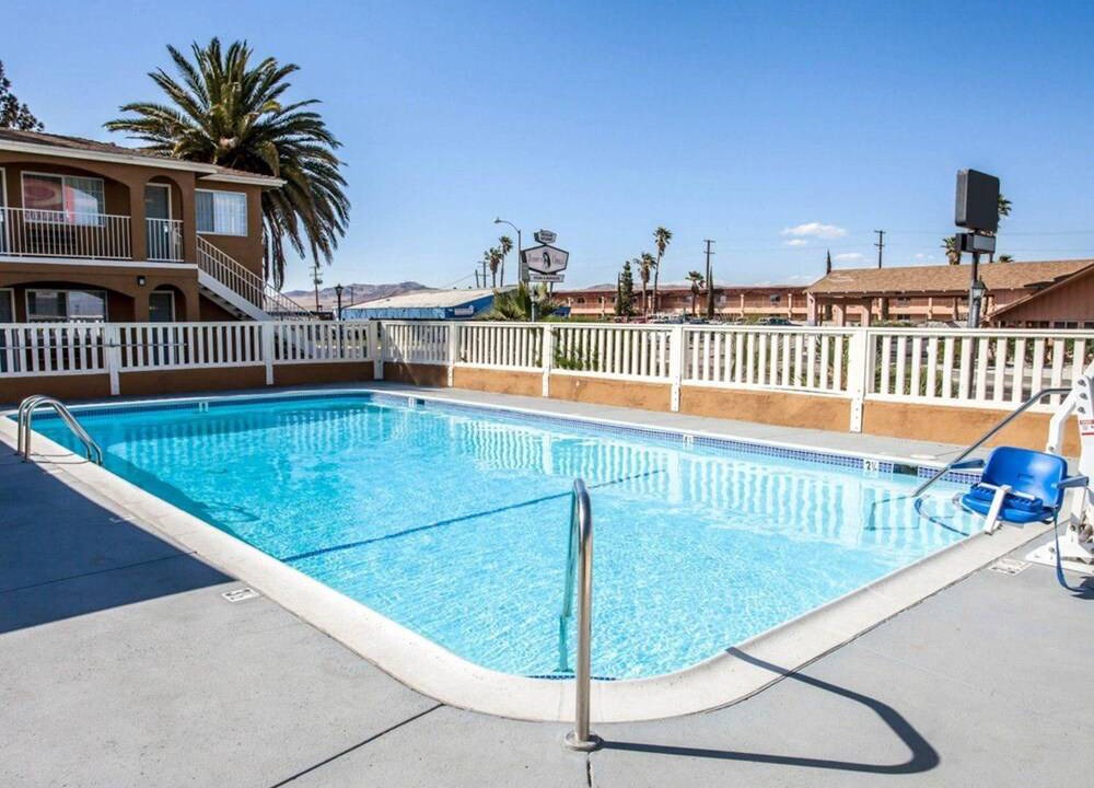 Barstow Hotel | Econo Lodge On Historic Route 66