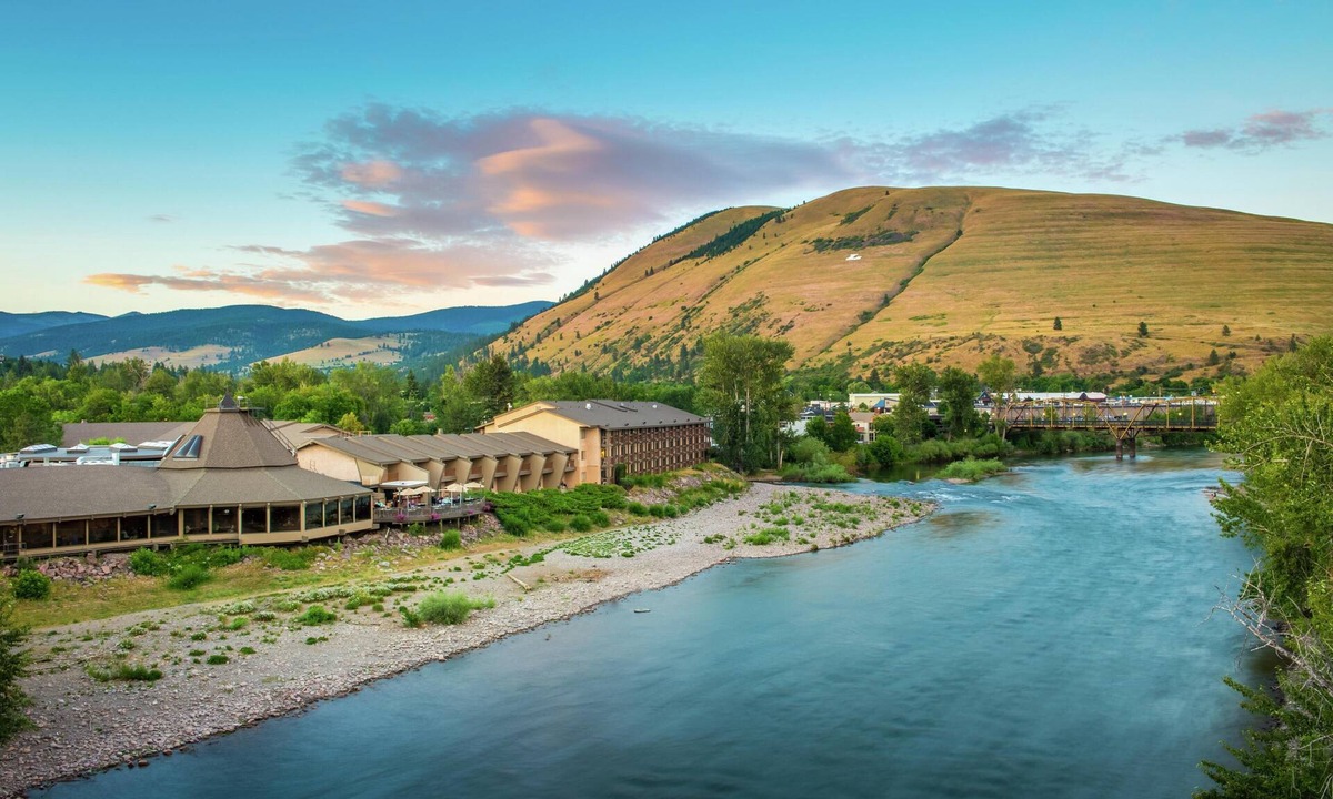 Heart of Missoula Hotel | Edgewater Missoula, Tapestry Collection by Hilton
