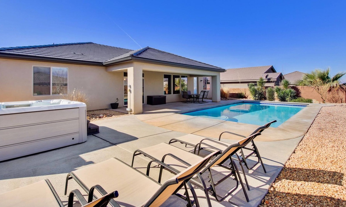 Hurricane House | Elegant Oasis Home in Hurricane with Private Pool & Hot Tub 30 day rental