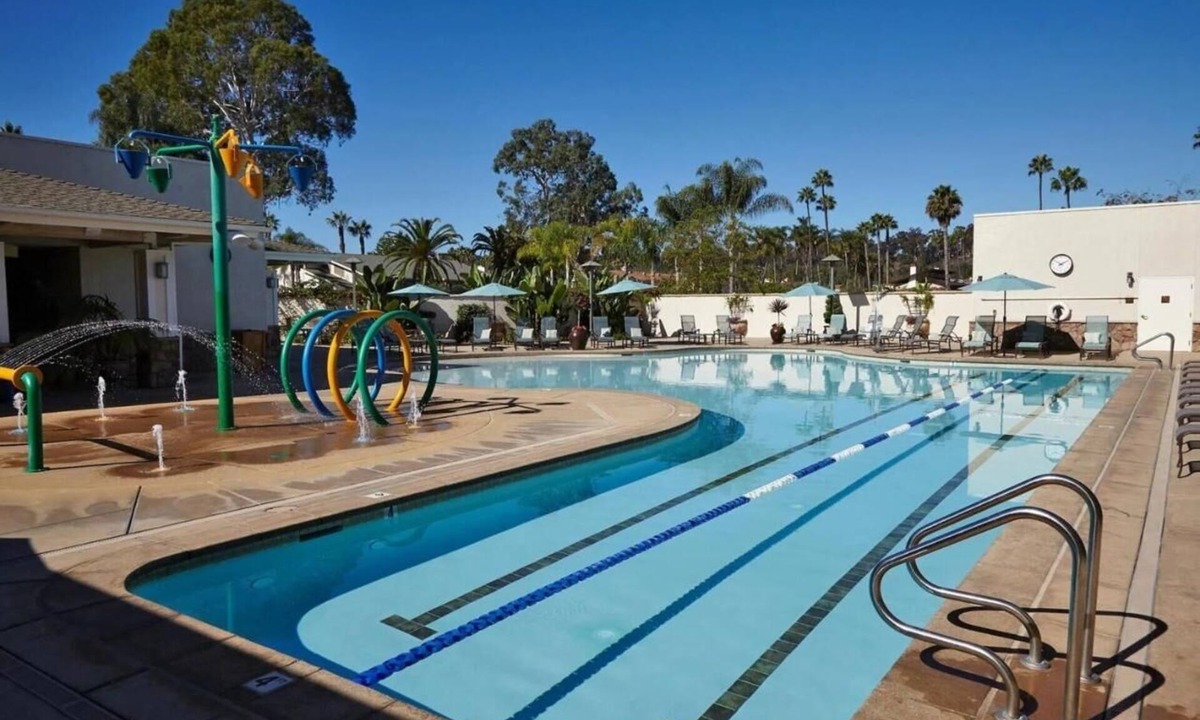 Rancho Santa Fe Hotel | Elegant Queen Suite with Pool & Spa Access and Scenic Grounds Retreat