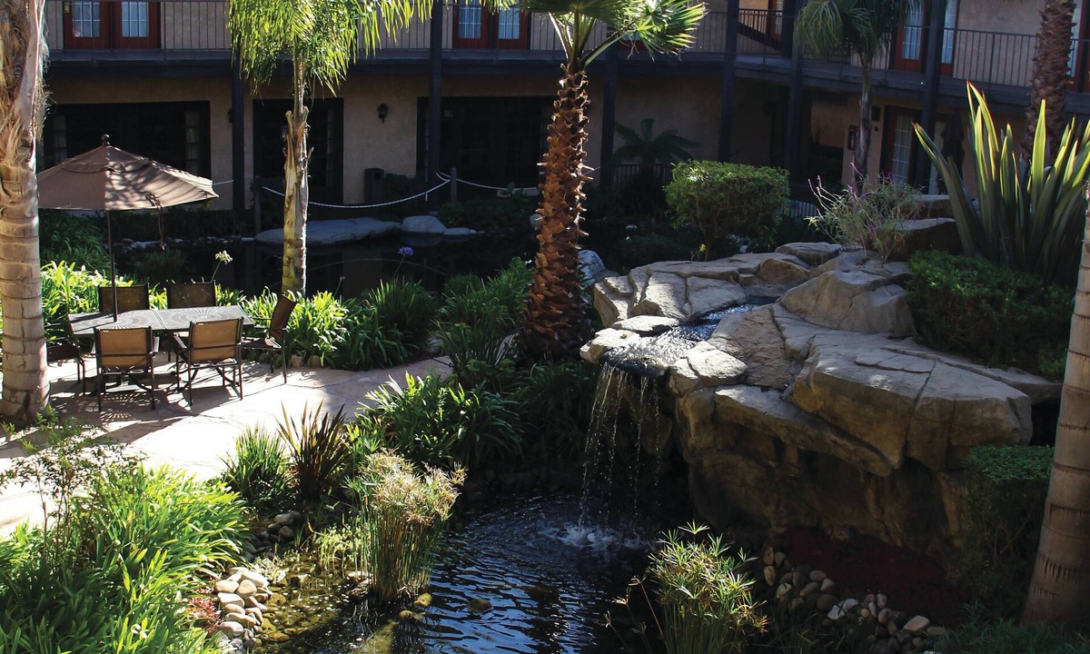 Lompoc Hotel | Embassy Suites by Hilton Lompoc Central Coast