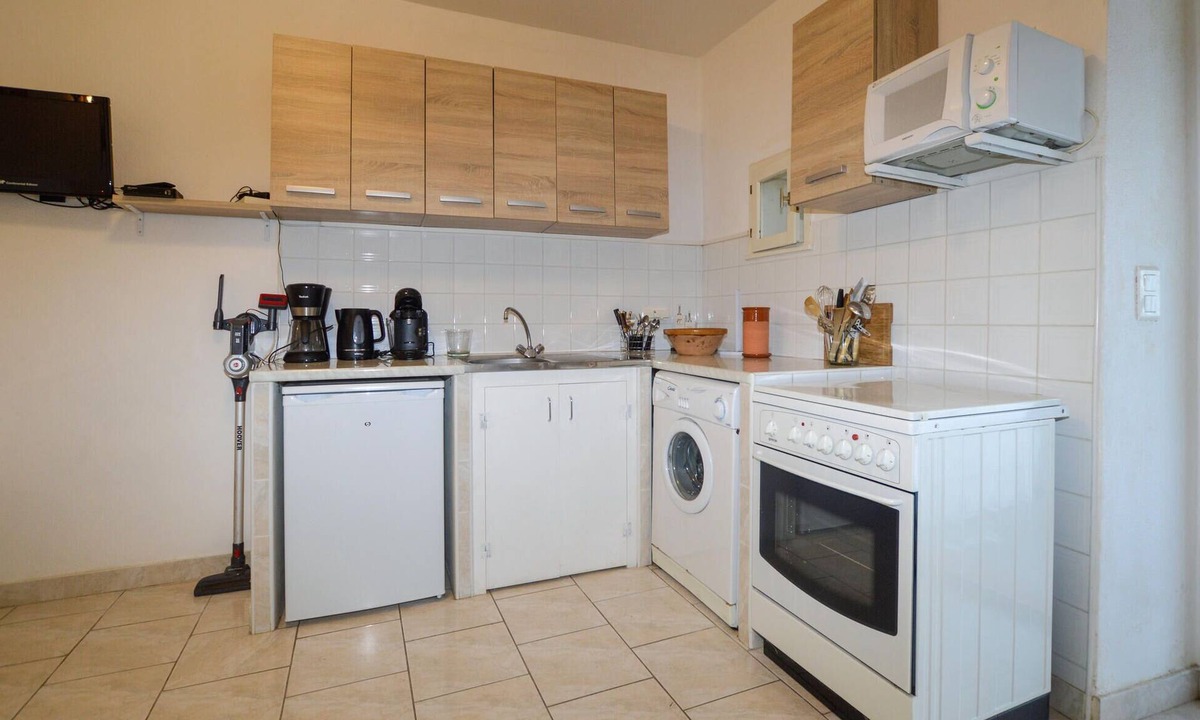 Petreto-Bicchisano Apartment | Enjoy a wonderful break close to nature in this inviting vacation apartment.