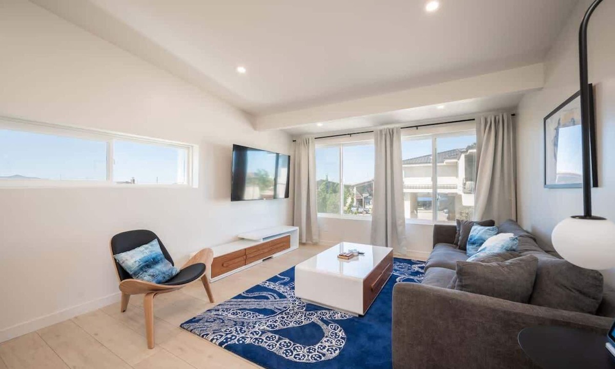 Morro Bay House | Entire 2 Unit Duplex, King Beds, Rock View EV