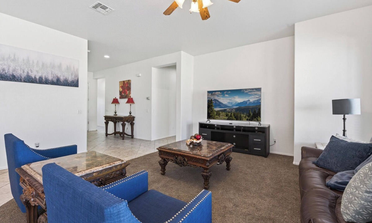 Estrella Mountain Ranch House | Entire Home 4BR Goodyear AZ Sleeps 10 Fast Wifi