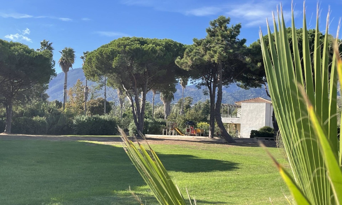 Poggio-Mezzana Apartment | Entre mer et Montagnes ! Appartement Tout Équipé, Accès Direct Plage et Piscines