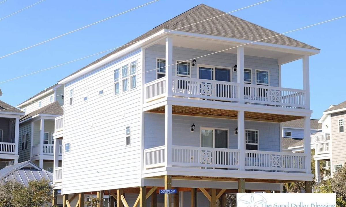 Surf City House | Escape to great views of the ocean & sound in this sun soaked reverse plan home