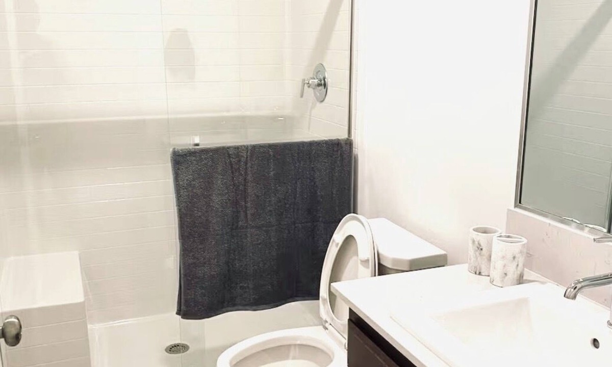Pumpkin Center Apartment | Exceptionally cozy guest house with AC in vibrant Bakersfield
