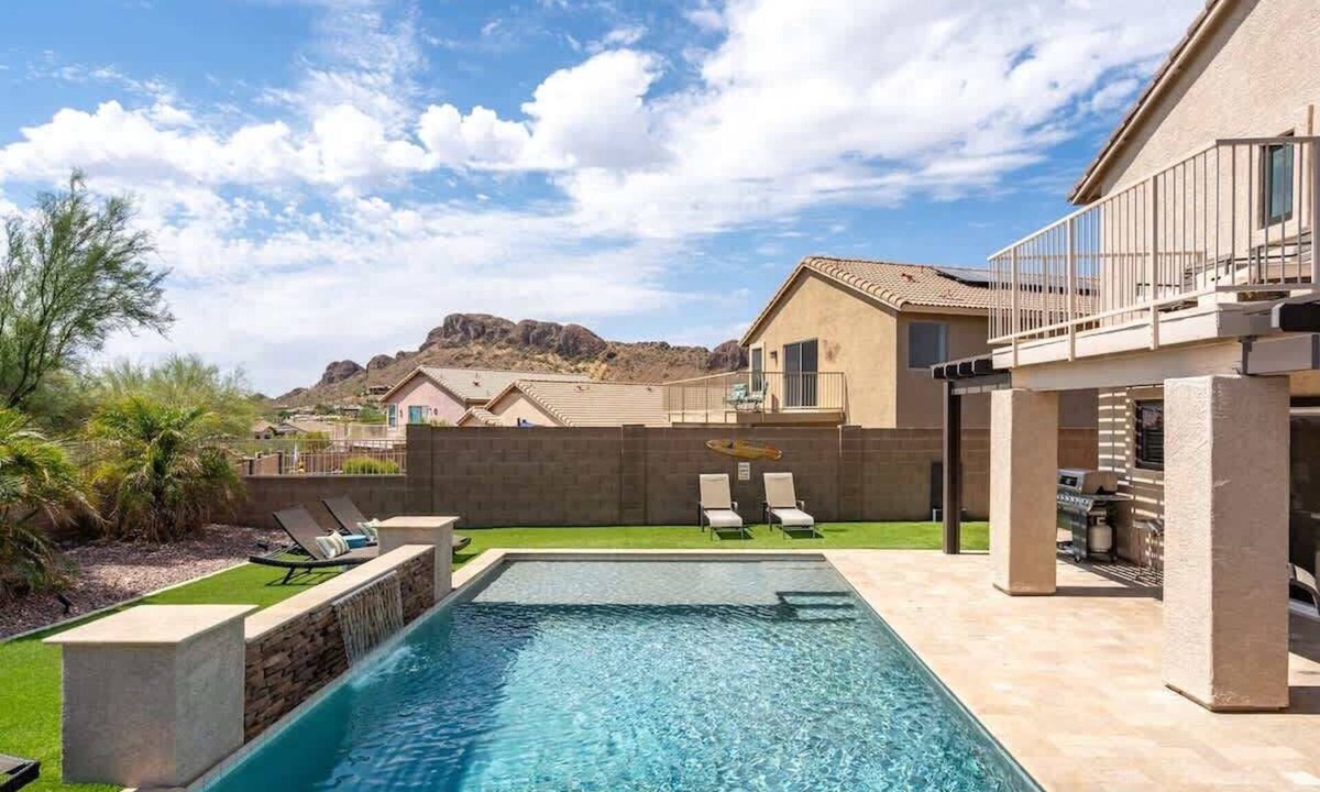 Gold Canyon House | Exclusive 4BR retreat: pool & spa
