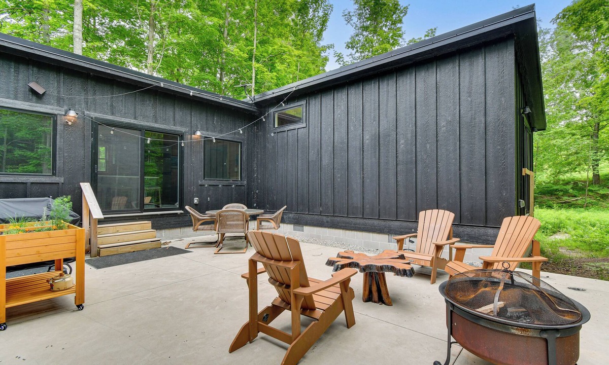 Empire Cabin | Explore Lakes & Beaches! Creekside Glen Arbor Home