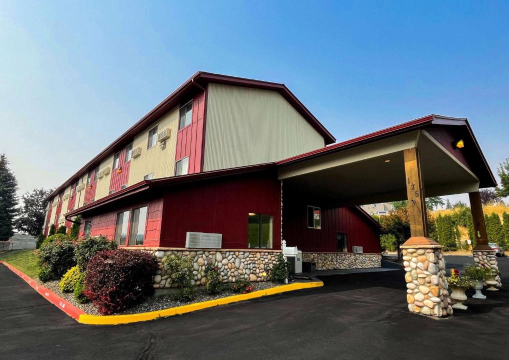 Moscow Hotel | FairBridge Inn & Suites Moscow - Pullman