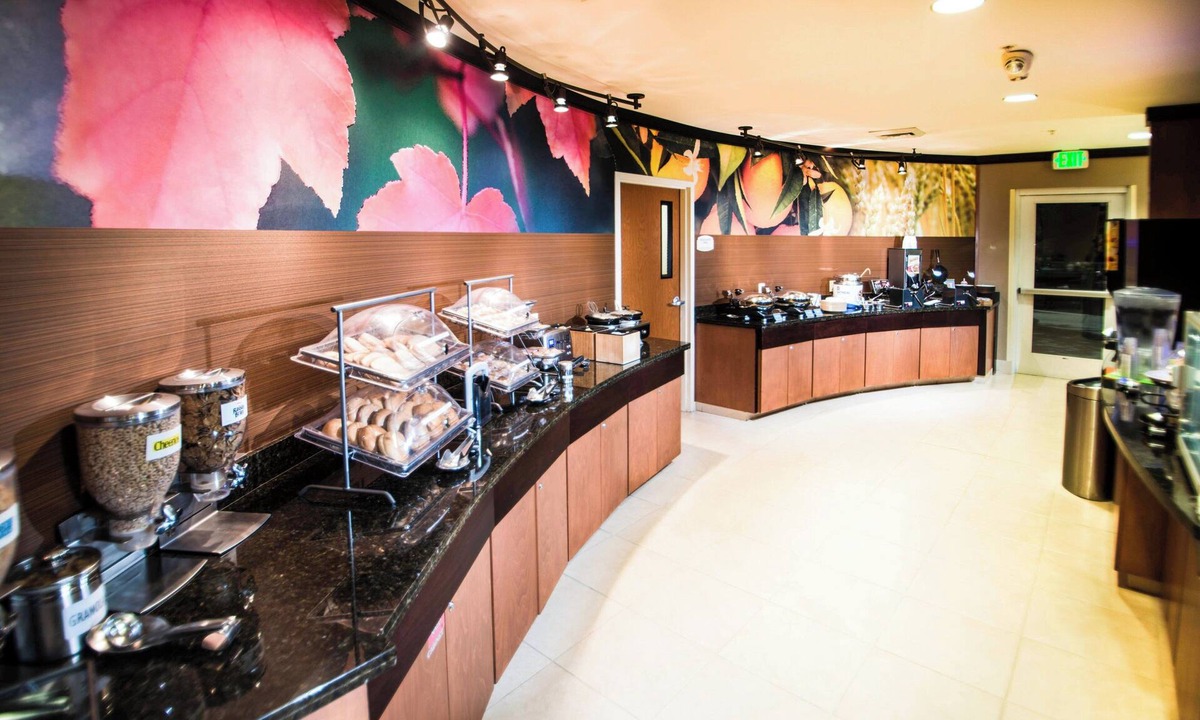 Heyburn Hotel | Fairfield Inn and Suites by Marriott Burley