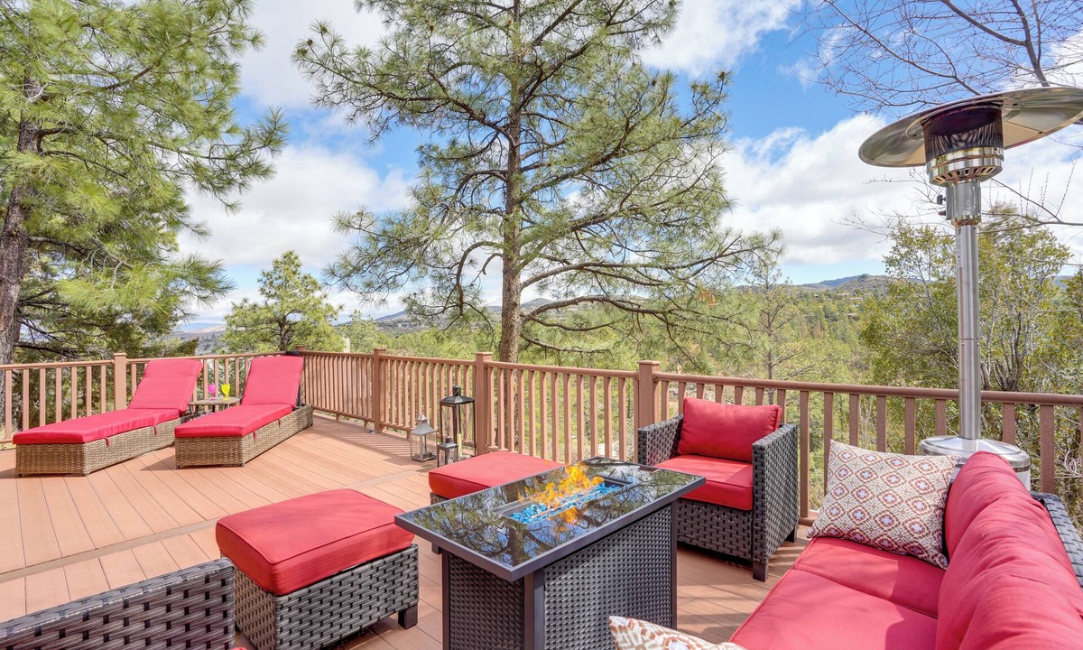 Mountain Club Cabin | Family Mountain Getaway, Retreat to the Cool Pine