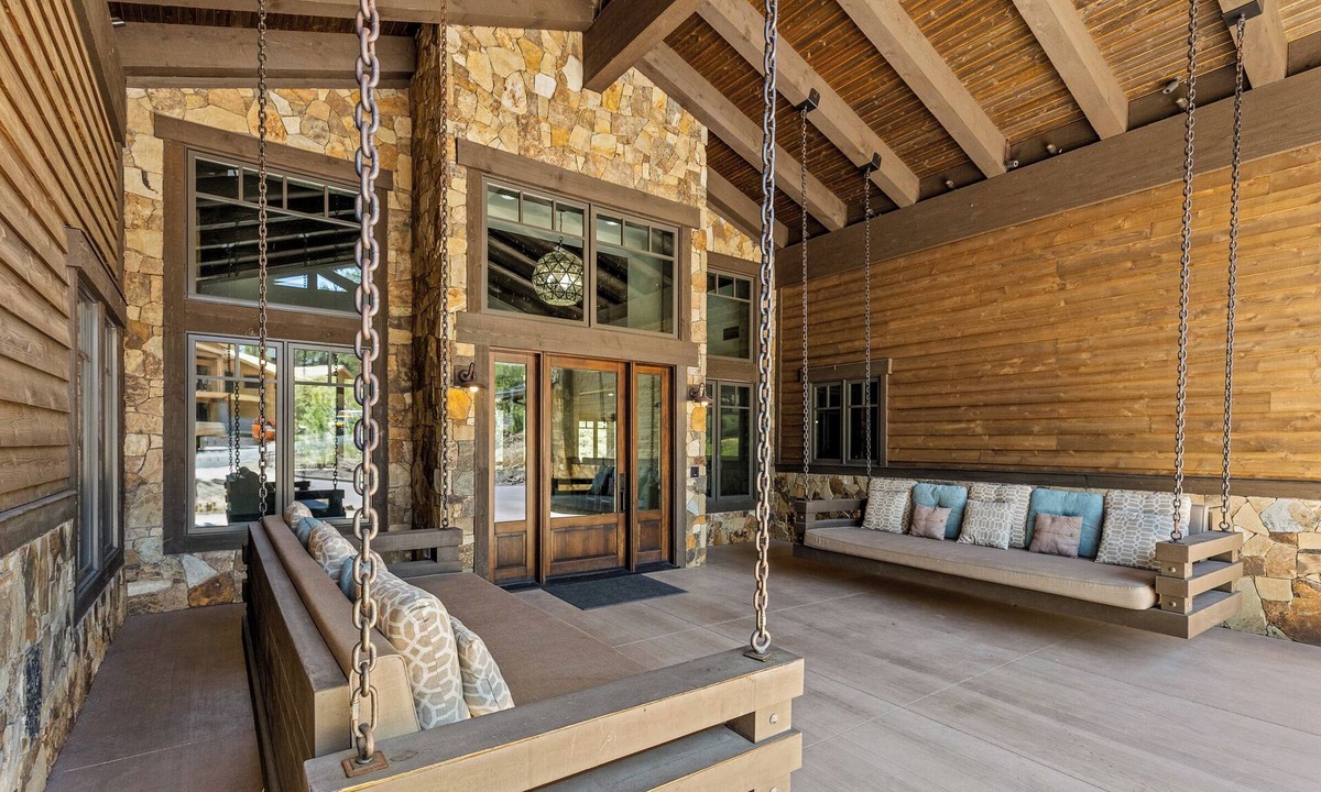 Flagstaff House | Famous Pine Canyon Golf Course Access! Luxury Mountain Retreat