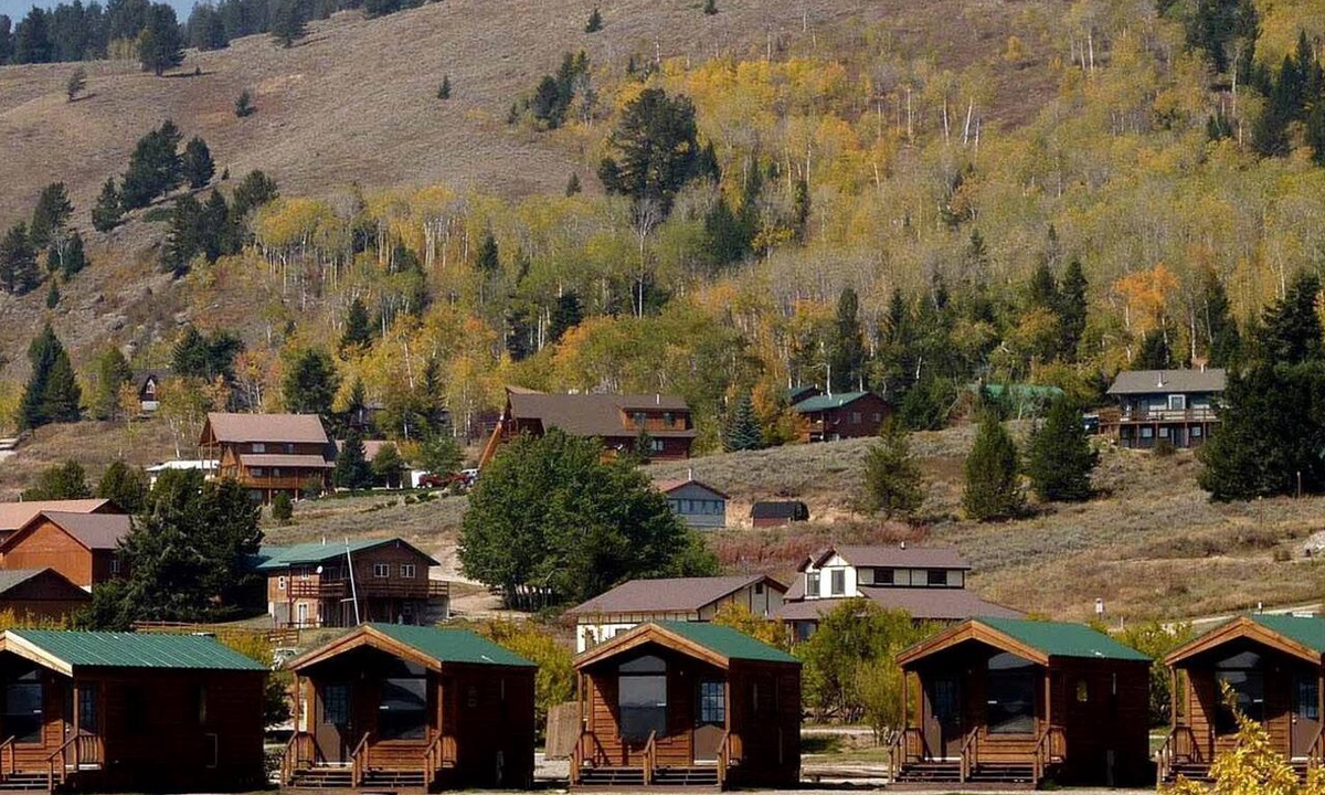 West Yellowstone Cabin | Fantastic Cabin with Fire Pit Close to West Yellowstone, Montana