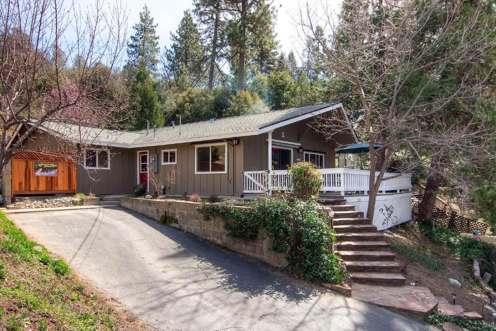 Yosemite Forks House | Fishermen’s Oasis
