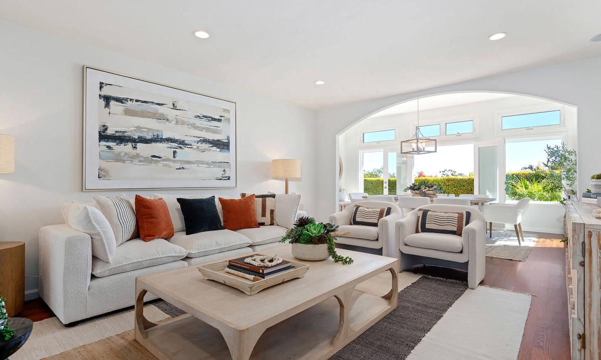Santa Barbara House | Foothill Oasis - Luxury Home in Santa Barbara with a Pool and Hot Tub
