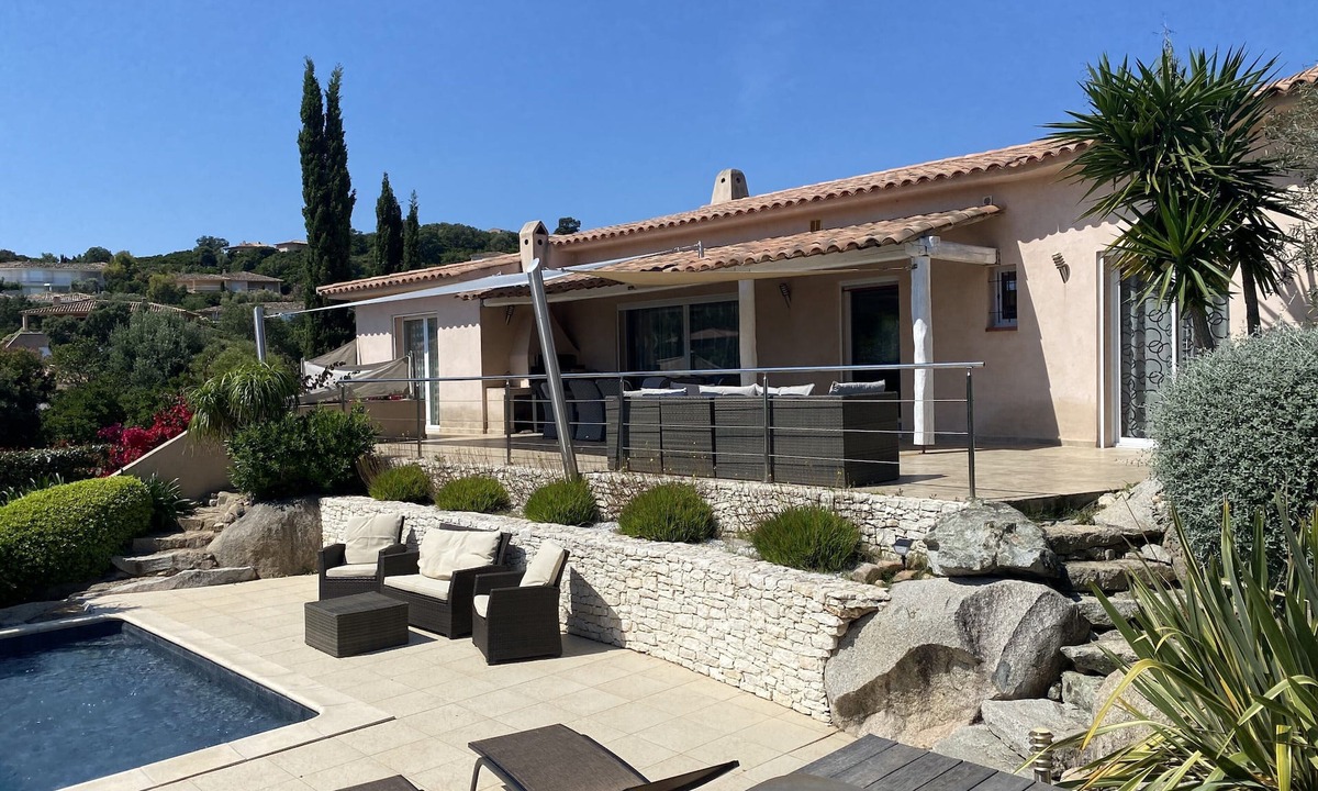 Cirendinu Villa | Villa capicciola