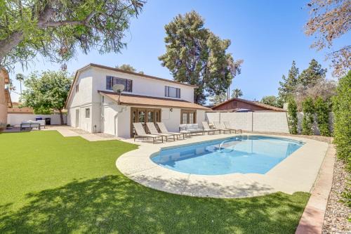 The Lakes House | Furnished Patio! Family-Friendly Retreat in Tempe