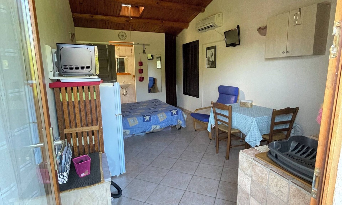 Monacia-d'Aullene Apartment | Gîte Studio Omu di Cagna