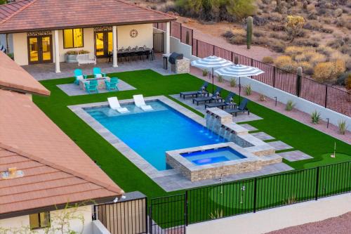 Fountain Hills House | Game Room! Luxury Group Getaway in Fountain Hills