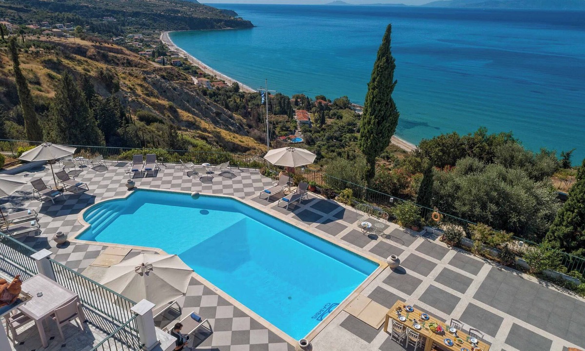 Lourdata House | Garbis Villas