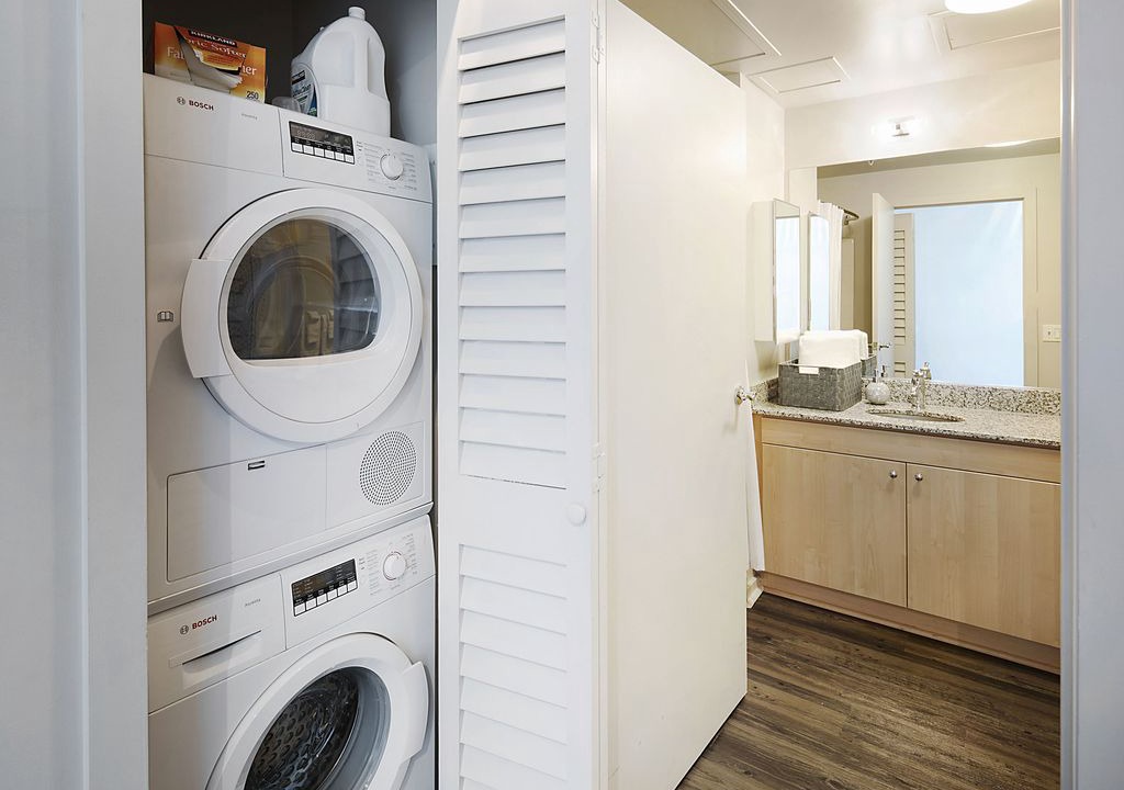 East Village Apartment | Gaslamp Condos Studio