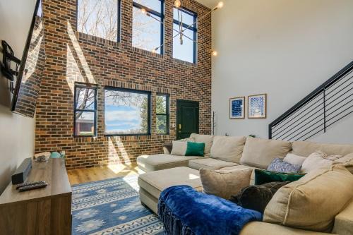 Parowan House | Gateway to Zion! Modern Home in Historic Parowan