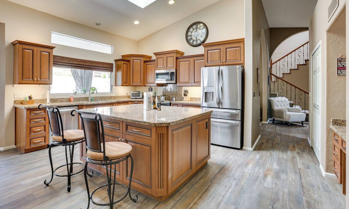 Paradise Valley Village Cottage | Golf, Swim, Soak! Family-friendly Scottsdale Home