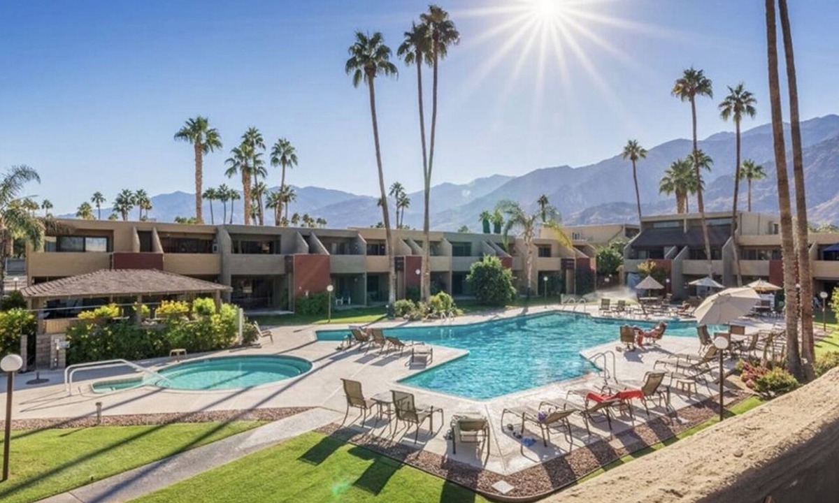 Twin Palms Condo | Gorgeous Blue Desert Oasis in Heart of Palm Springs