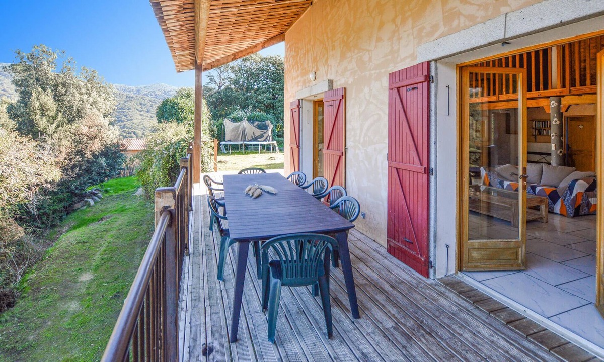 Azilone-Ampaza House | Gorgeous home in Azilone Ampaza