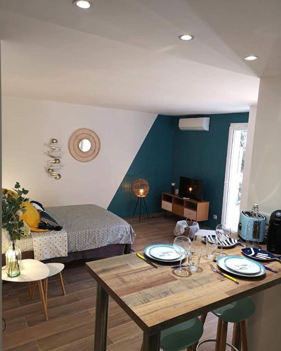 L'Ile-Rousse Apartment | Grand studio 35m2 centre ville