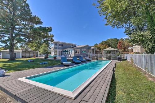Grasonville House | Grasonville Home w/Private Pool on the Water