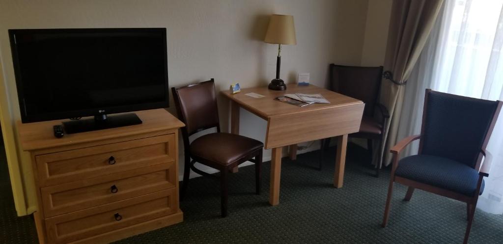 Inner Circle Apartment | Great Location Condo Scottsdale