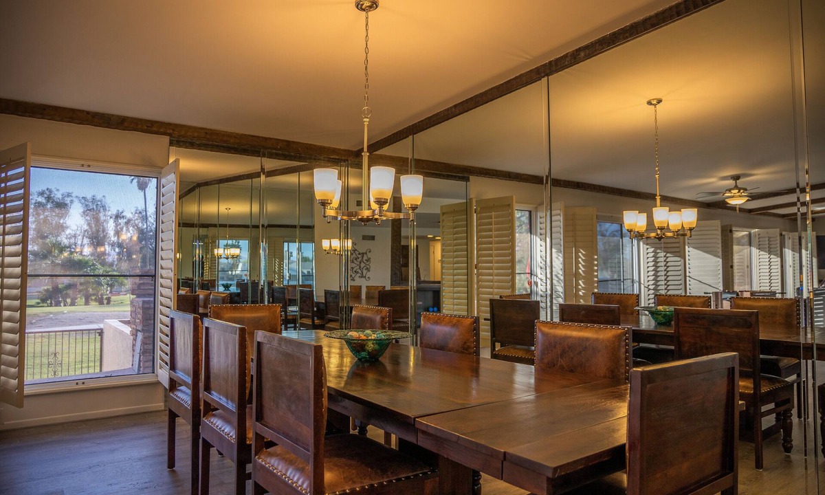 Bullhead City House | Great open one-story home for family entertaining. Relaxing back concrete porch.